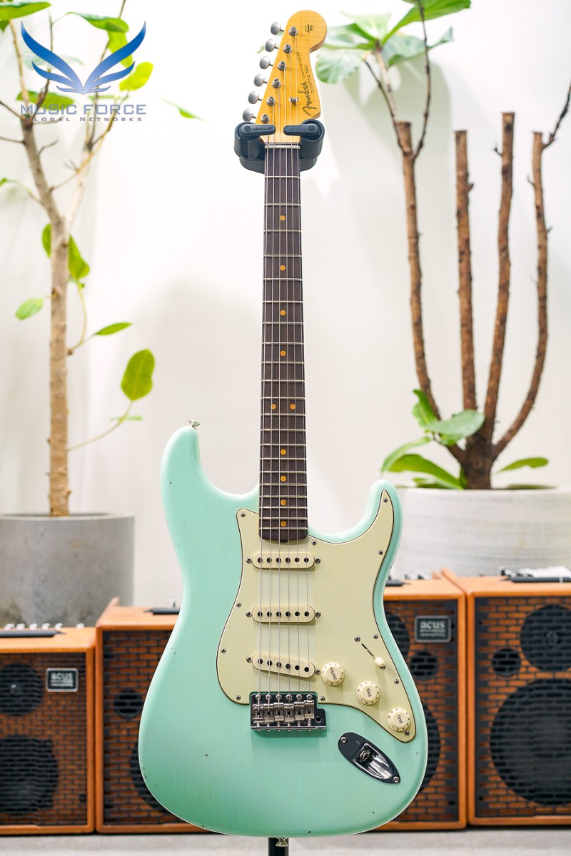 [2024 새봄맞이세일! (~5/31까지)] Fender Custom Shop Limited Edition 1964 Strat Journeyman Relic-Faded/Aged Surf Green w/AA Flame Maple Neck (2022년산/신품) - CZ557422