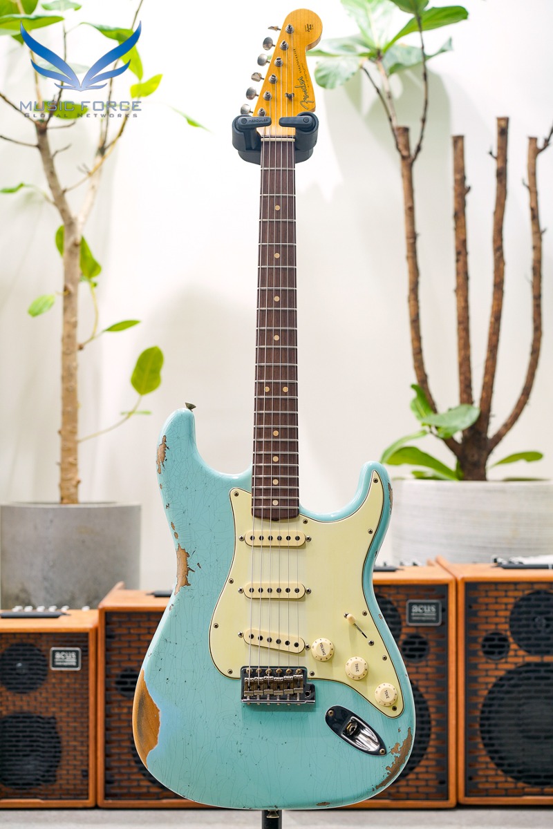 [2024 새봄맞이세일! (~5/31까지)] Fender Custom Shop Limited Edition 1963 Strat Heavy Relic-Faded/Aged Daphne Blue (2022년산/신품) - CZ563411